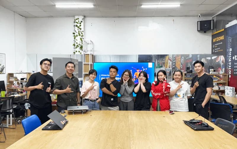 Hình ảnh lớp Photoshop tại Huy Academy
